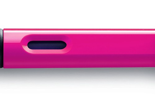 Чорнильна ручка Lamy Safari рожева перо F (тонке)