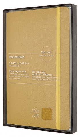 Блокнот Moleskine Leather середній 13 х 21см в лінію бурштиновий м'який у прозорому боксі