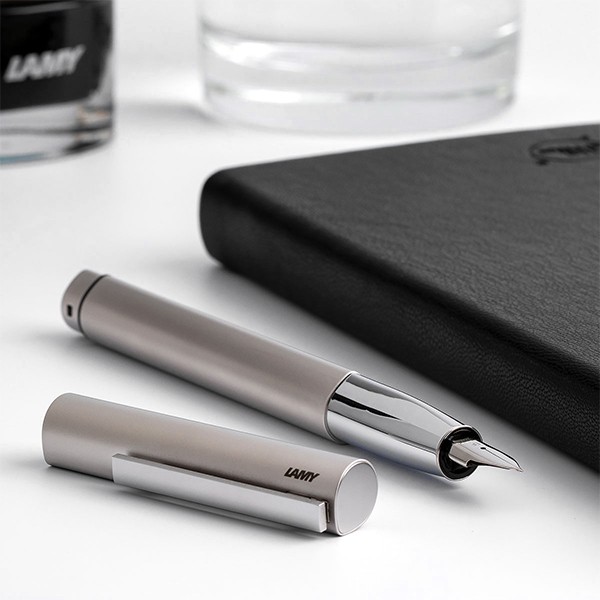 Чорнильна ручка Lamy Ideos паладій перо F (тонке)