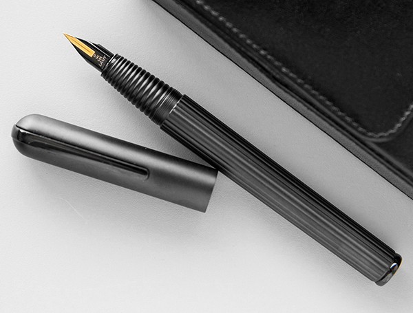 Чорнильна ручка Lamy Imporium чорна перо F (тонке)