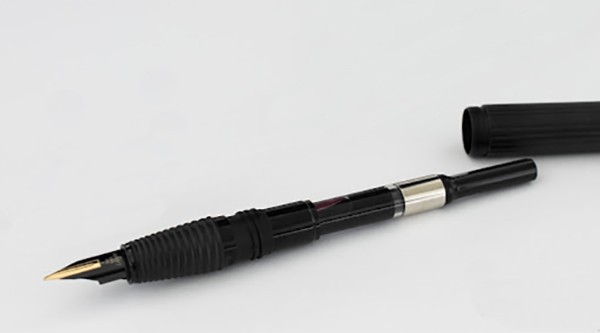 Чорнильна ручка Lamy Imporium чорна перо F (тонке)