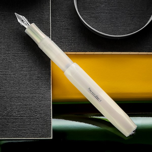 Чорнильна ручка Kaweco Lunar Sport місячно-зелена перо EF (дуже тонке)