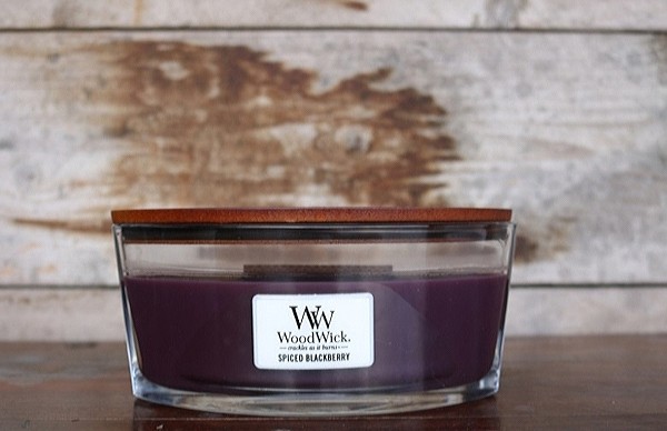 Ароматична свіча WoodWick Ellipse Spiced Blackberry 453 г