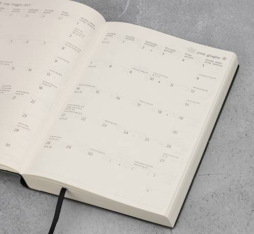 Щоденник Ciak Trend на 2026 рік середній 13 х 17 см яскраво-синій