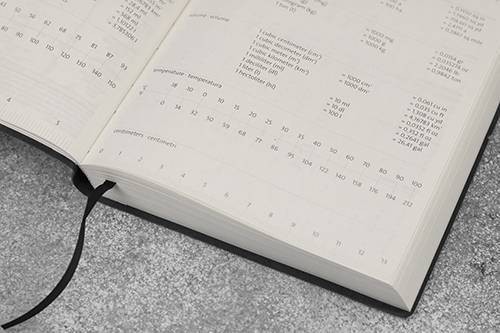 Щоденник Ciak Trend на 2026 рік середній 13 х 17 см яскраво-синій