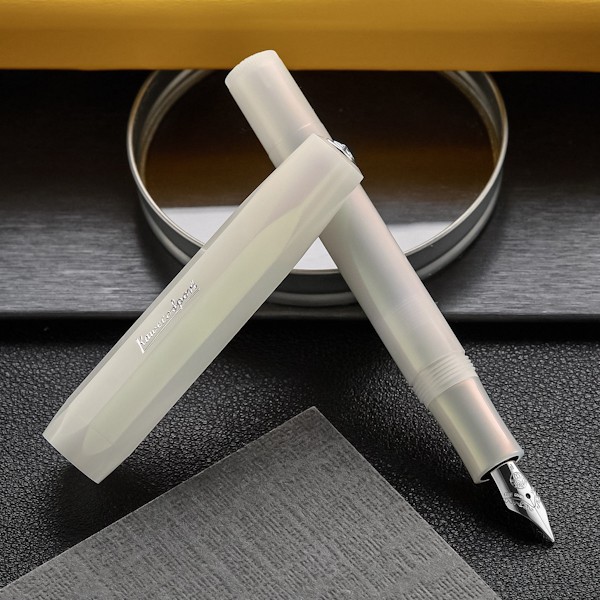 Чорнильна ручка Kaweco Lunar Sport місячно-зелена перо M (середнє)