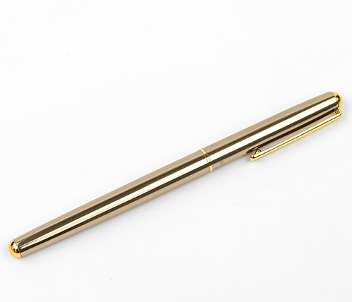 Кулькова ручка Ohto Ultima коричнева