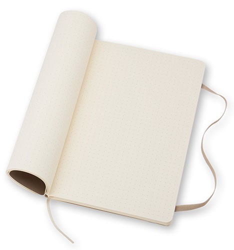 Блокнот Moleskine Classic кишеньковий 9 х 14 см в крапку пшеничний м'який 