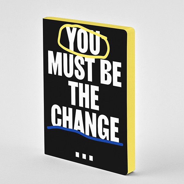 Блокнот Nuuna Graphic You Must Be The Change 16,5 х 22 см в крапку 