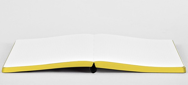 Блокнот Nuuna Graphic You Must Be The Change 16,5 х 22 см в крапку 