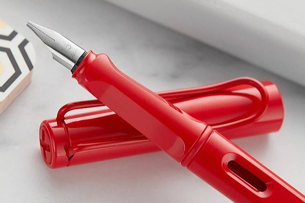 Чорнильна ручка Lamy Joy Strawberry полунична перо 1,5 мм