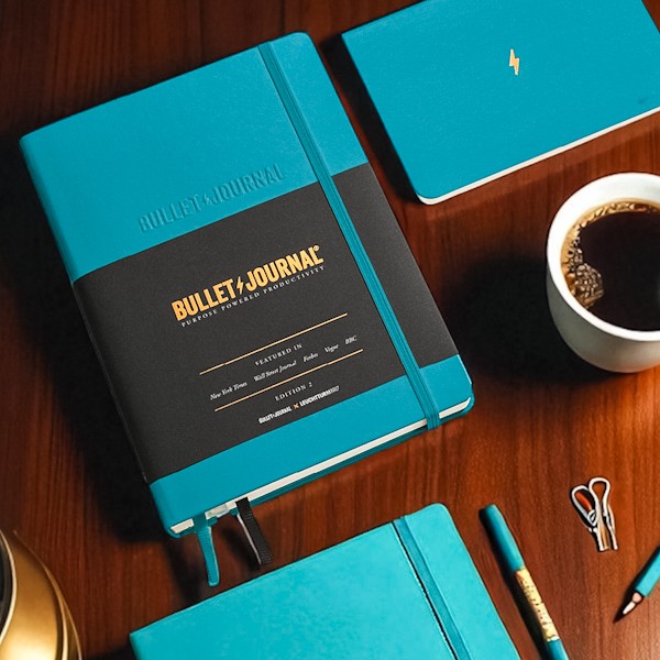 Блокнот Leuchtturm1917 Bullet Journal Edition 2 середній 14,5 х 21 см в крапку бірюзовий