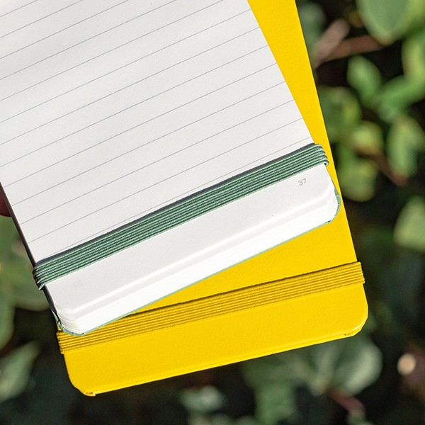 Блокнот Leuchtturm1917 Reporter Notepad кишеньковий 9 х 15 см в лінію чорний