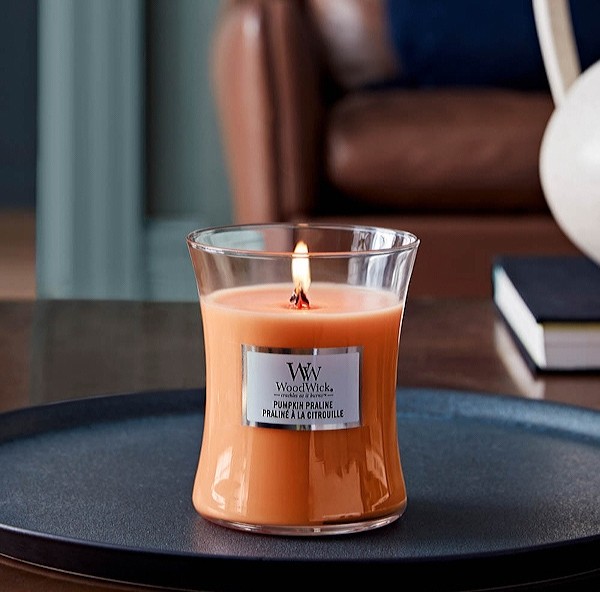 Ароматична свіча WoodWick Medium Pumpkin Praline 275 г