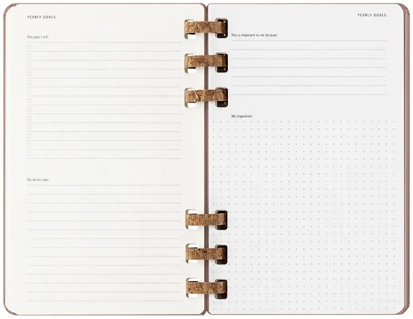 Щотижневик Moleskine 2026 Spiral середній 13 х 21 см мигдальний