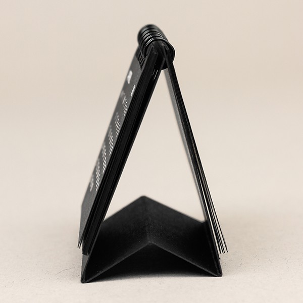 Календар Fenimore на 2026 рік чорний Mini 6 x 6 см