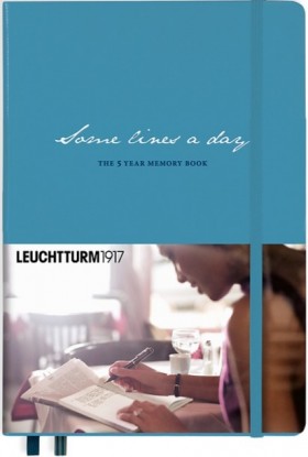 Щоденник Leuchtturm1917 Some Lines a Day на 5 років середній 14,5 х 21 см холодний синій