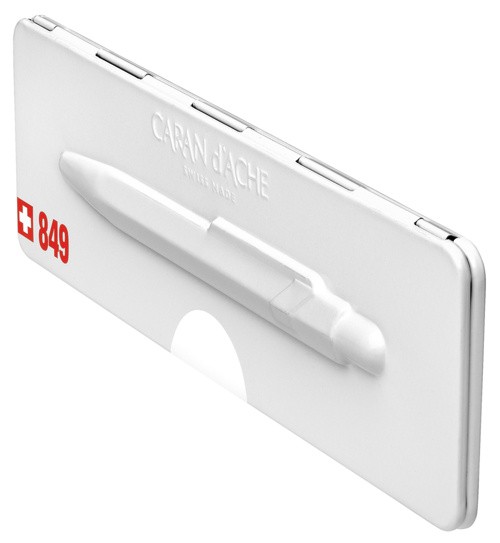 Ручка Caran d'Ache 849 Pop Line біла + бокс