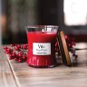 Ароматична свіча WoodWick Medium Crimson Berries 275 г