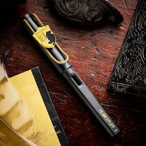 Чорнильна ручка Lamy Safari x Harry Potter Hufflepuff чорна з жовтим перо EF (дуже тонке)