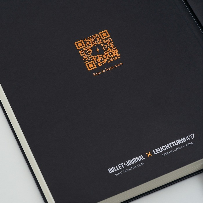 Блокнот Leuchtturm1917 Bullet Journal Edition 2 середній 14,5 х 21 см в крапку чорний 