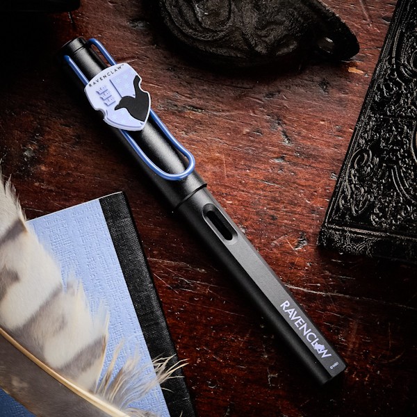Чорнильна ручка Lamy Safari x Harry Potter Ravenclaw чорна з синім перо EF (дуже тонке)
