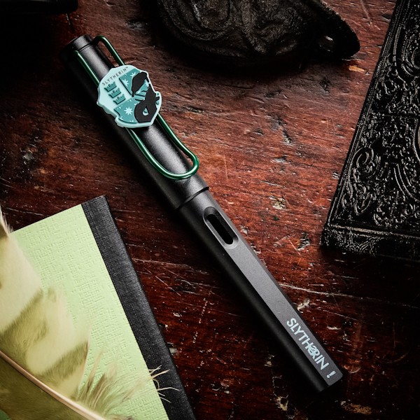 Чорнильна ручка Lamy Safari x Harry Potter Slytherin чорна з зеленим перо EF (дуже тонке)