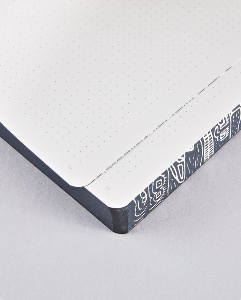 Блокнот Nuuna Graphic Frankfurt 16,5 х 22 см в крапку 