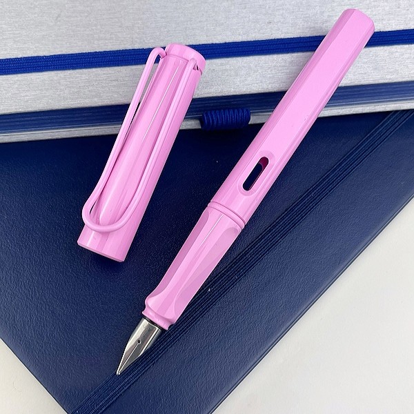Чорнильна ручка Lamy Safari Pastel Light Rose світло-рожева перо F (тонке)