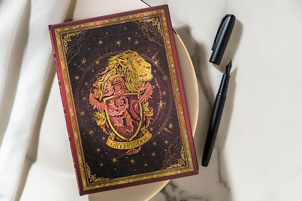 Блокнот Paperblanks Гаррі Поттер Грифіндор середній 12 х 18 см нелінований