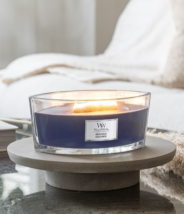 Ароматична свіча WoodWick Ellipse Hinoki Dahlia 453 г