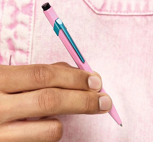 Ручка Caran d'Ache 849 Claim Your Style рожевий гібіскус + бокс 