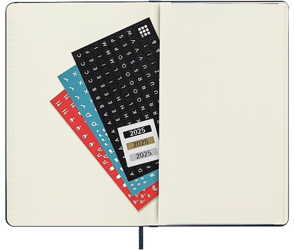 Горизонтальний щотижневик Moleskine на 2025 рік середній 13 х 21 см чорний