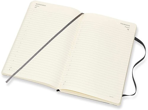 Щоденник Moleskine на 2024 рік середній 13 х 21 см чорний м'який