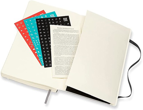 Щоденник Moleskine на 2024 рік середній 13 х 21 см чорний м'який