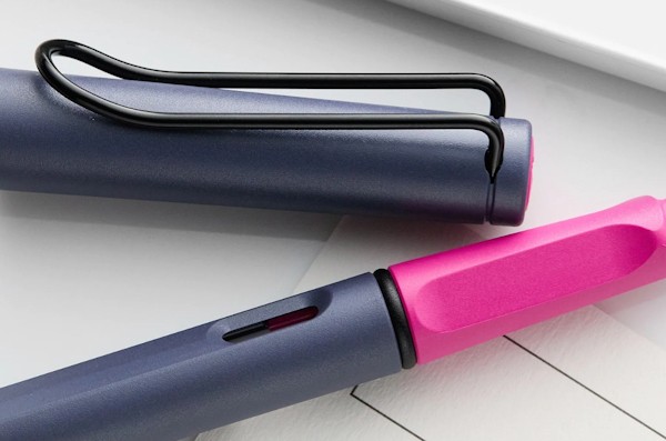 Чорнильна ручка Lamy Safari Pink Cliff перо F (тонке)