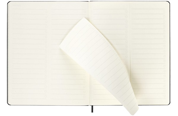 Вертикальний щотижневик Moleskine PRO на 2027 рік великий 19 х 25 см чорний
