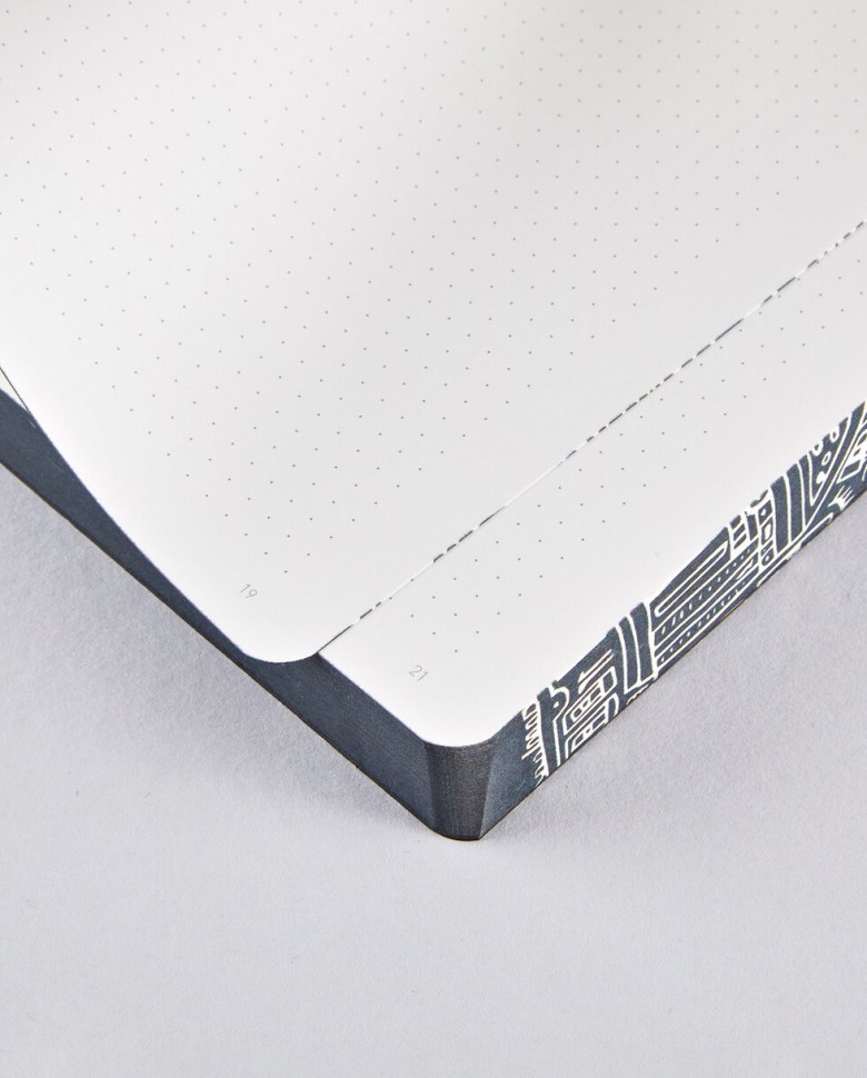 Блокнот Nuuna Graphic Paris 16,5 х 22 см в крапку 