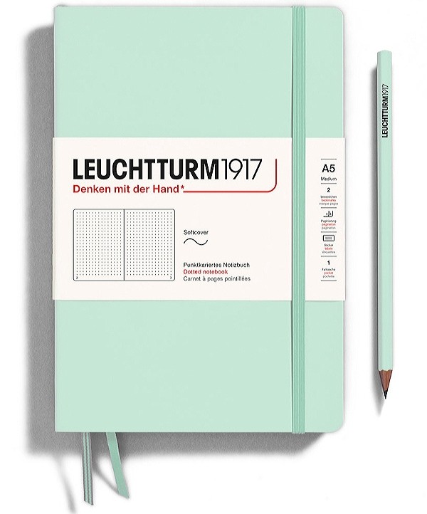Блокнот Leuchtturm1917 Natural Colours м'який середній 14,5 х 21см в крапку м'ятний