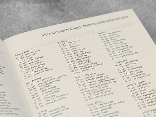 Щоденник Ciak на 2021 рік середній коричневий