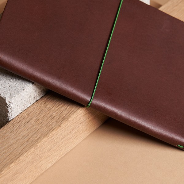 Блокнот Paper Republic Grand Voyageur Pocket горіховий
