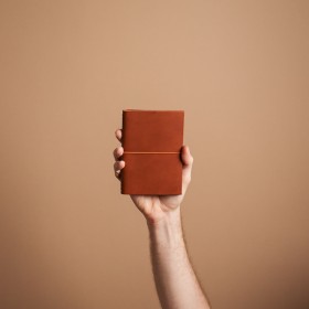 Блокнот Paper Republic Grand Voyageur Pocket коньячний