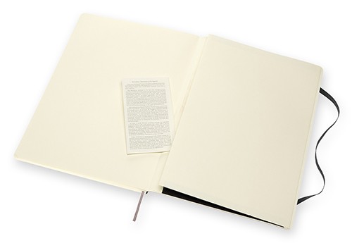 Блокнот Moleskine Classic A4 21 x 29,7 см у клітинку чорний м'який