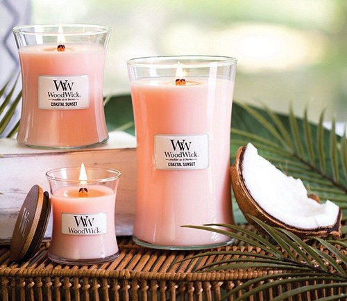 Ароматична свіча WoodWick Medium Coastal Sunset 275 г