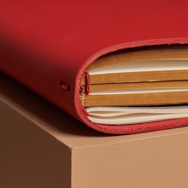 Блокнот Paper Republic Grand Voyageur Pocket червоний