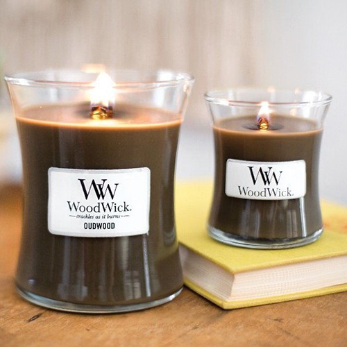 Ароматична свіча WoodWick Medium Oudwood 275 г 