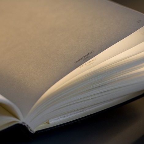 Блокнот Leuchtturm1917 Master Classic великий 22,5 х 31,5 см в лінію чорний 