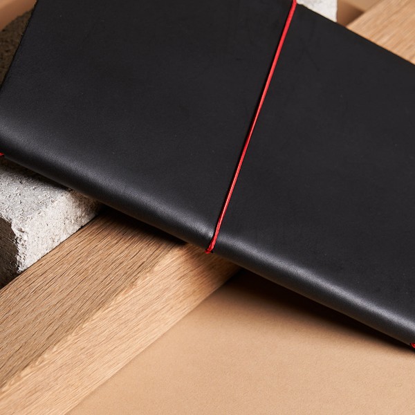 Блокнот Paper Republic Grand Voyageur Pocket чорний