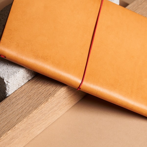 Блокнот Paper Republic Grand Voyageur XL бежевий