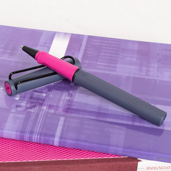 Ролерна ручка Lamy Safari Pink Cliff рожево-сутінкова синя 1,0 мм